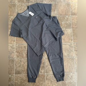 Brand new Men’s figs scrubs